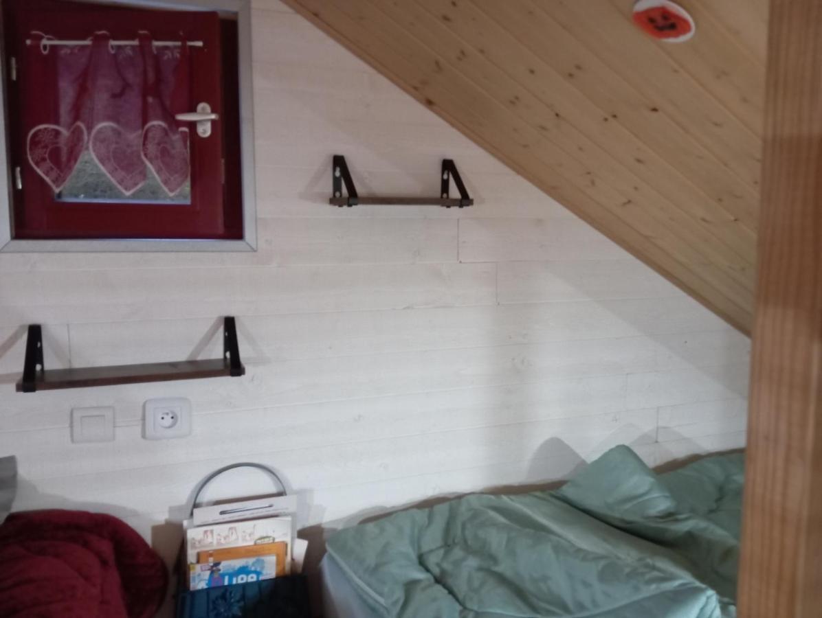 La P'Tite Maison Bois Du Herisson Menetrux-en-Joux Exterior foto